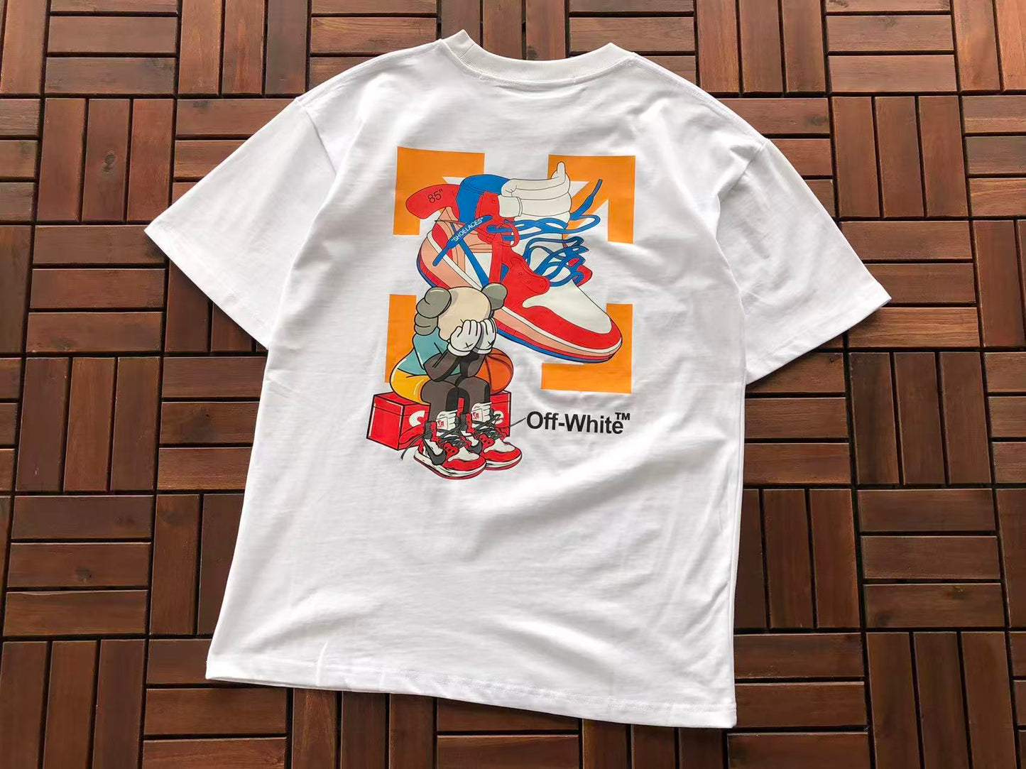 T-shirt Off