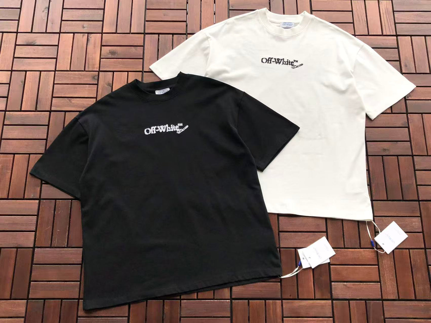 T-shirt Off