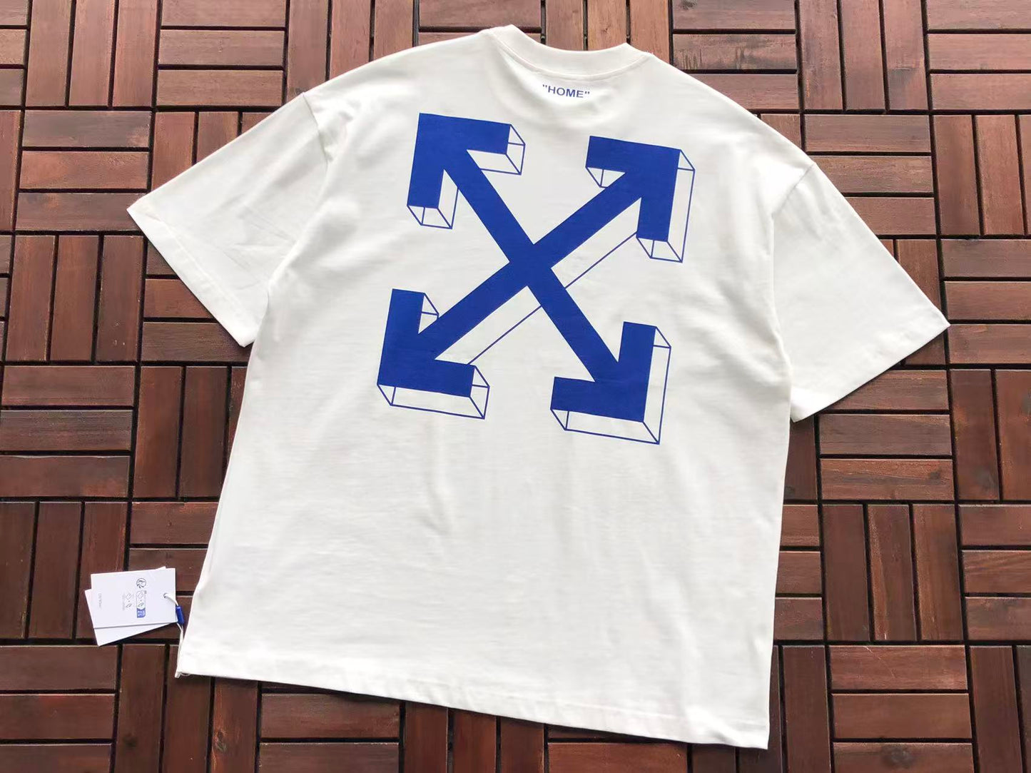 T-shirt Off