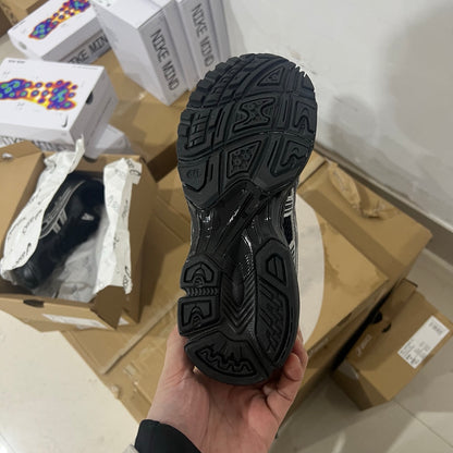 Kayano 14 Black Silver
