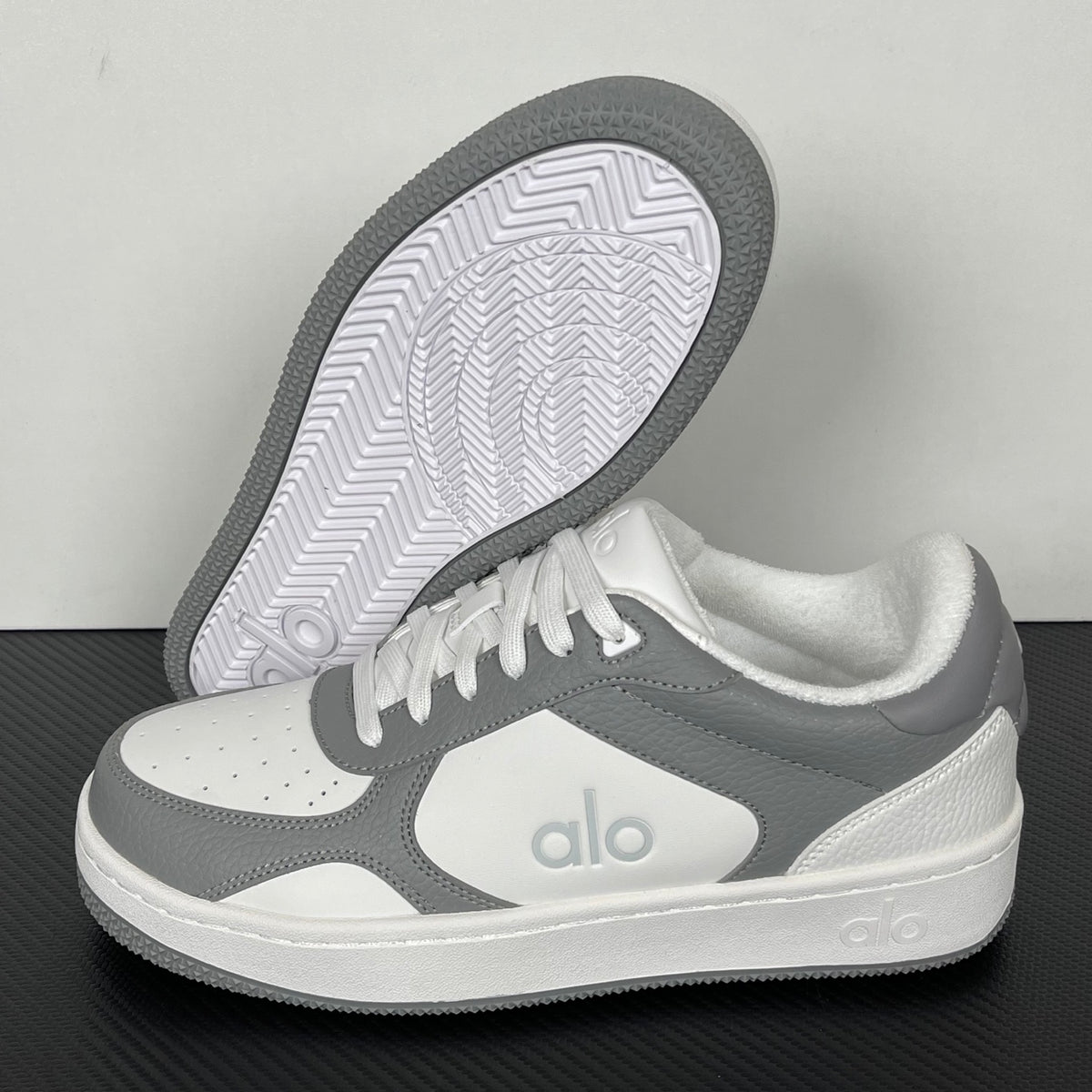 Sapatilhas Alo Grey