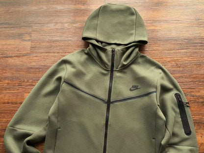 Conjunto Tech Fleece Verde