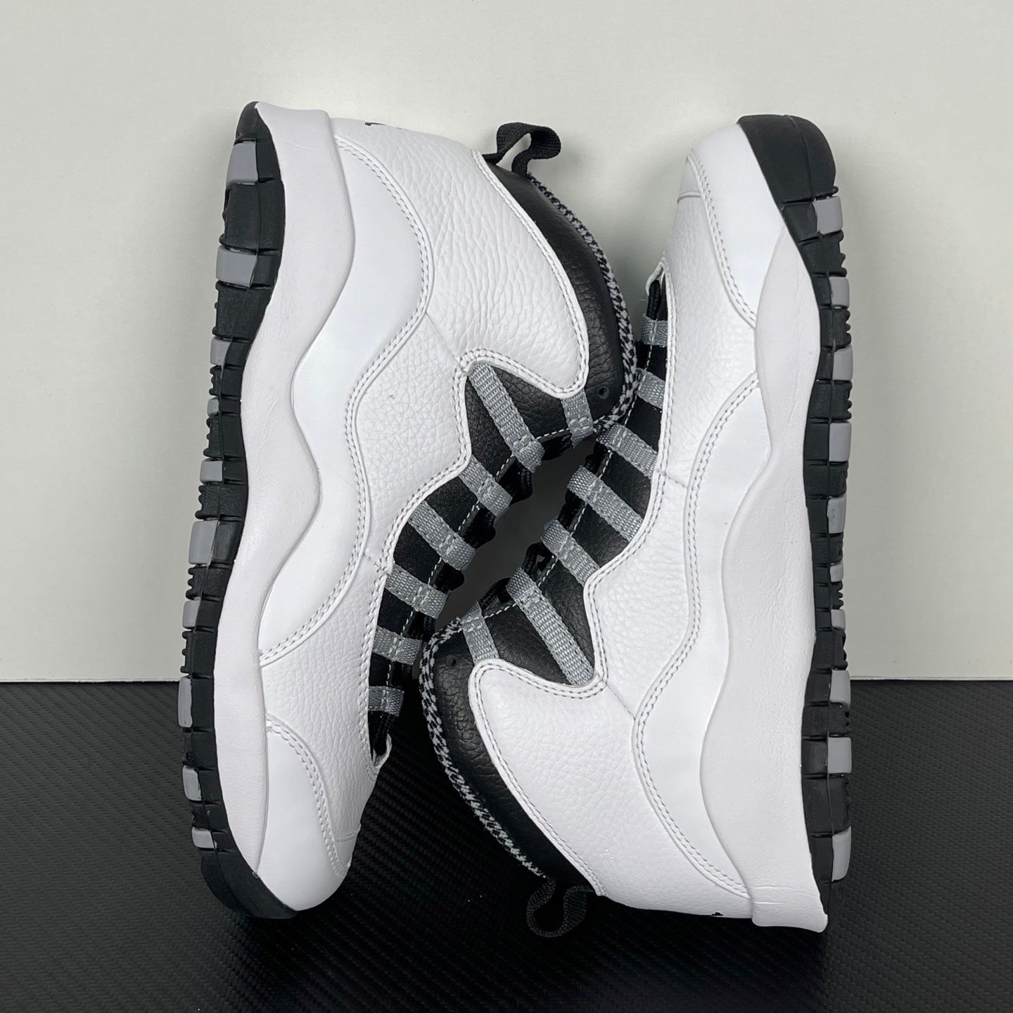AJ10  Retro Steel