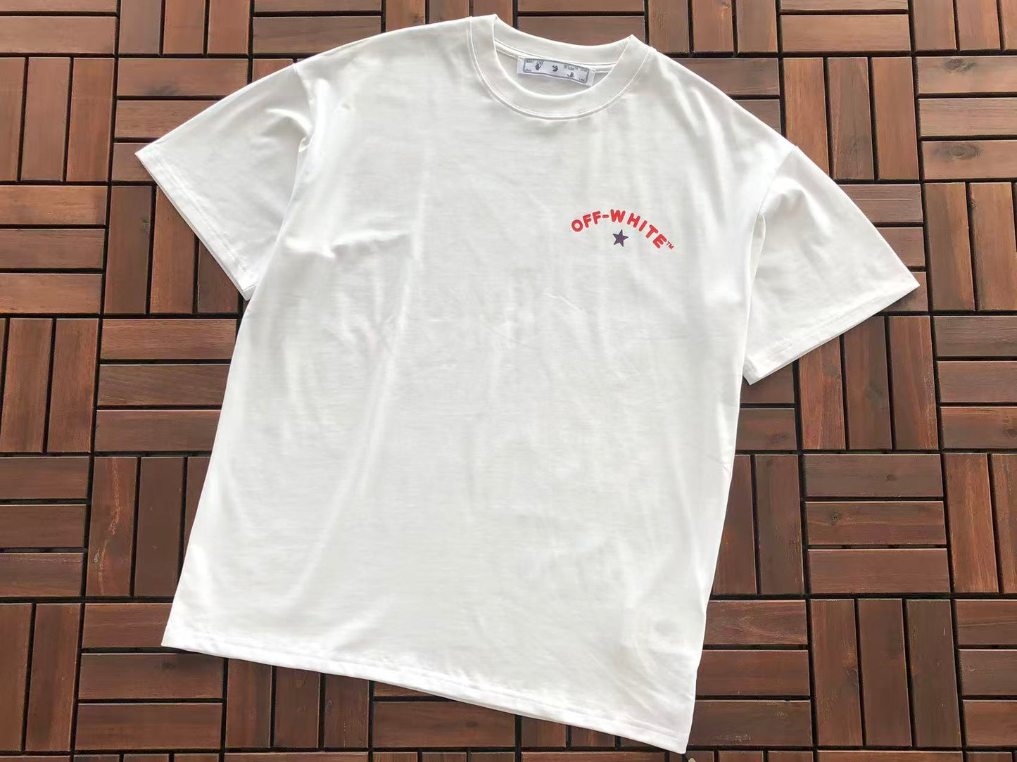 T-shirt Off