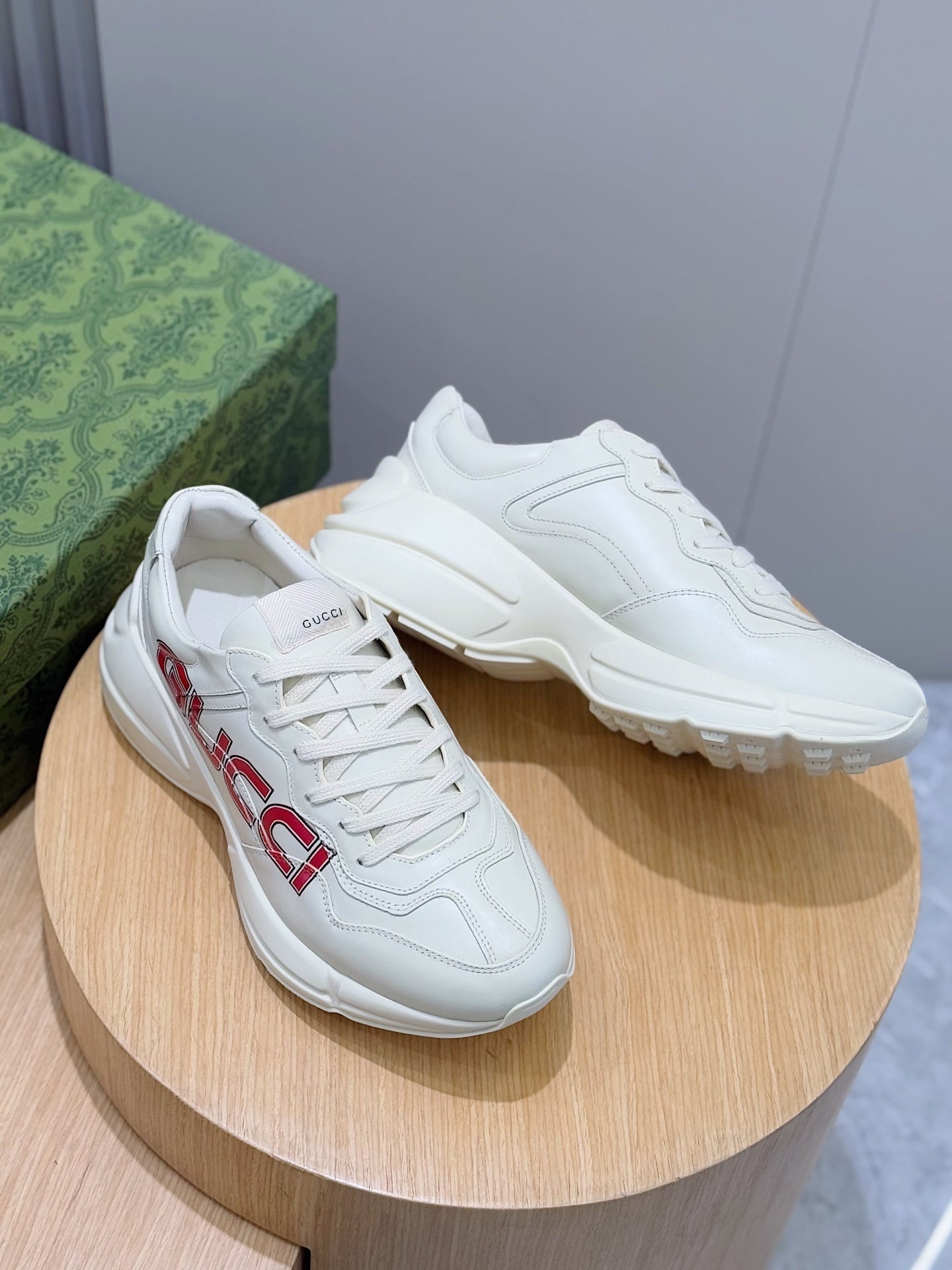 Gu Shoes