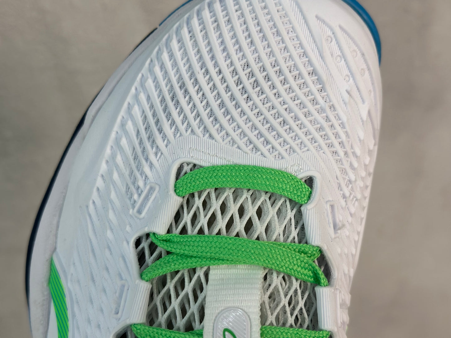 COURT FF3 NOVAK White/Blue/Green