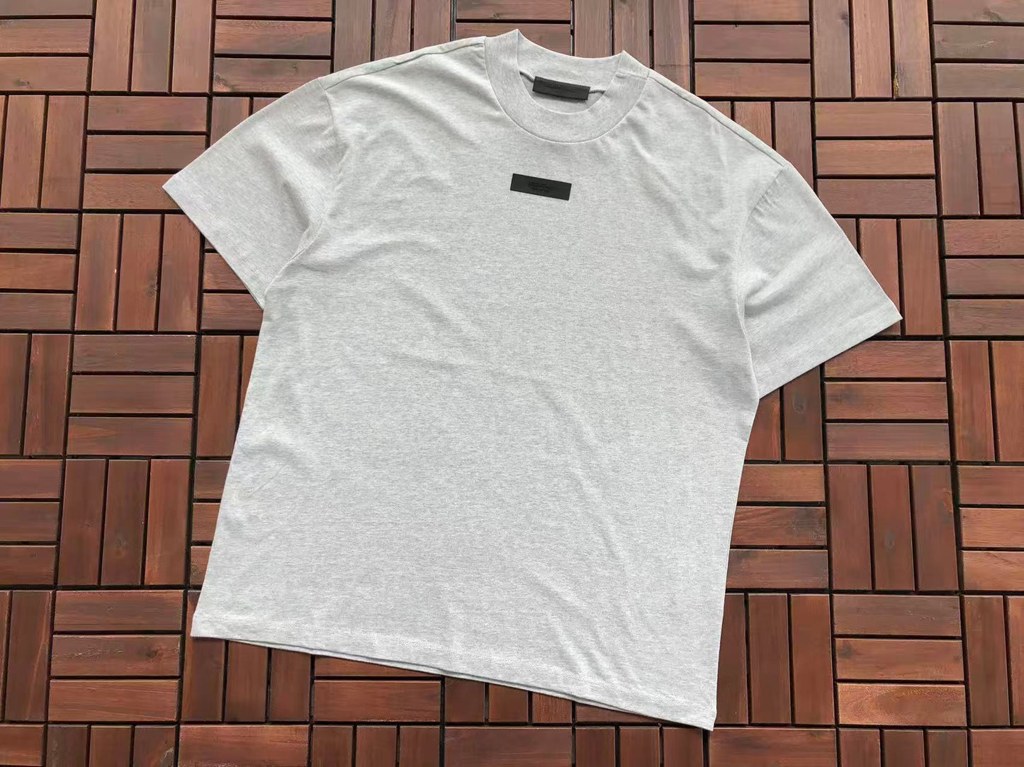 T-Shirts ESSENT