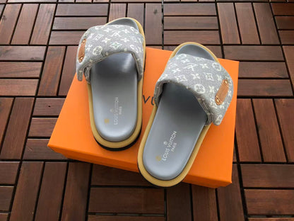 Chinelos Lv