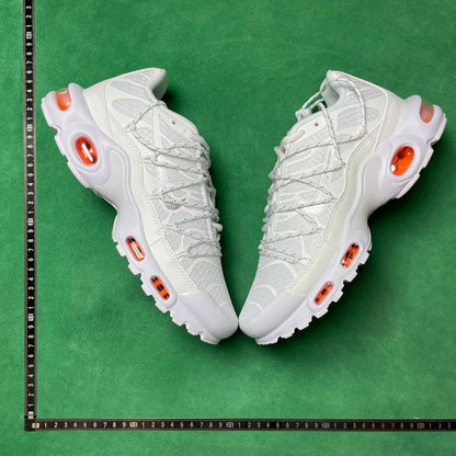 TN White & Safety Orange