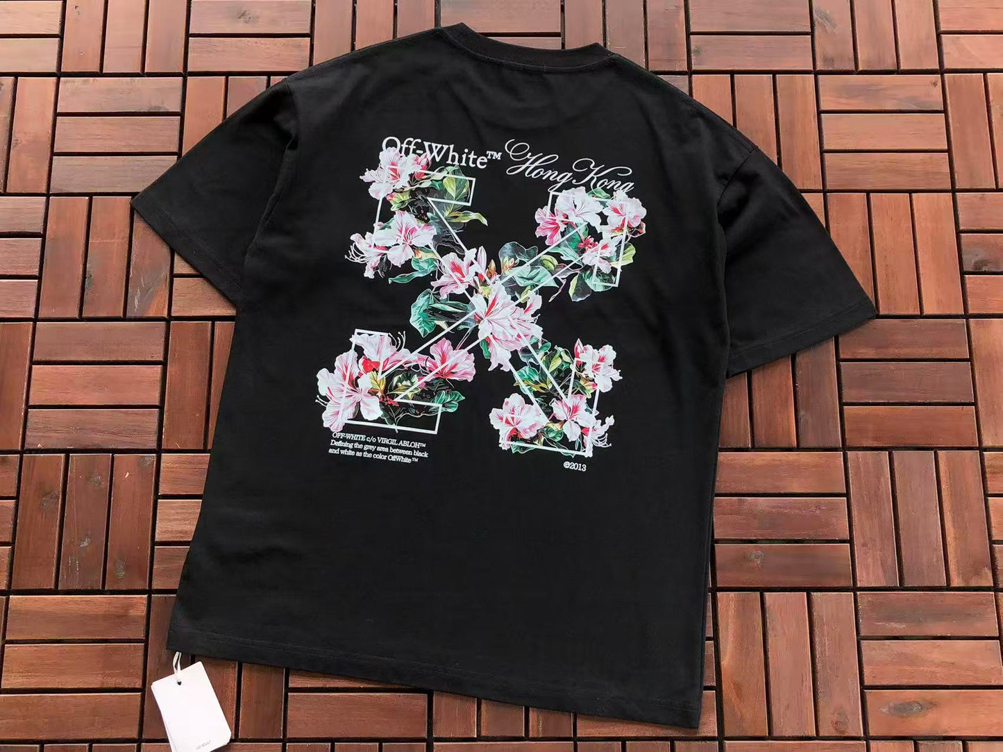 T-shirt Off