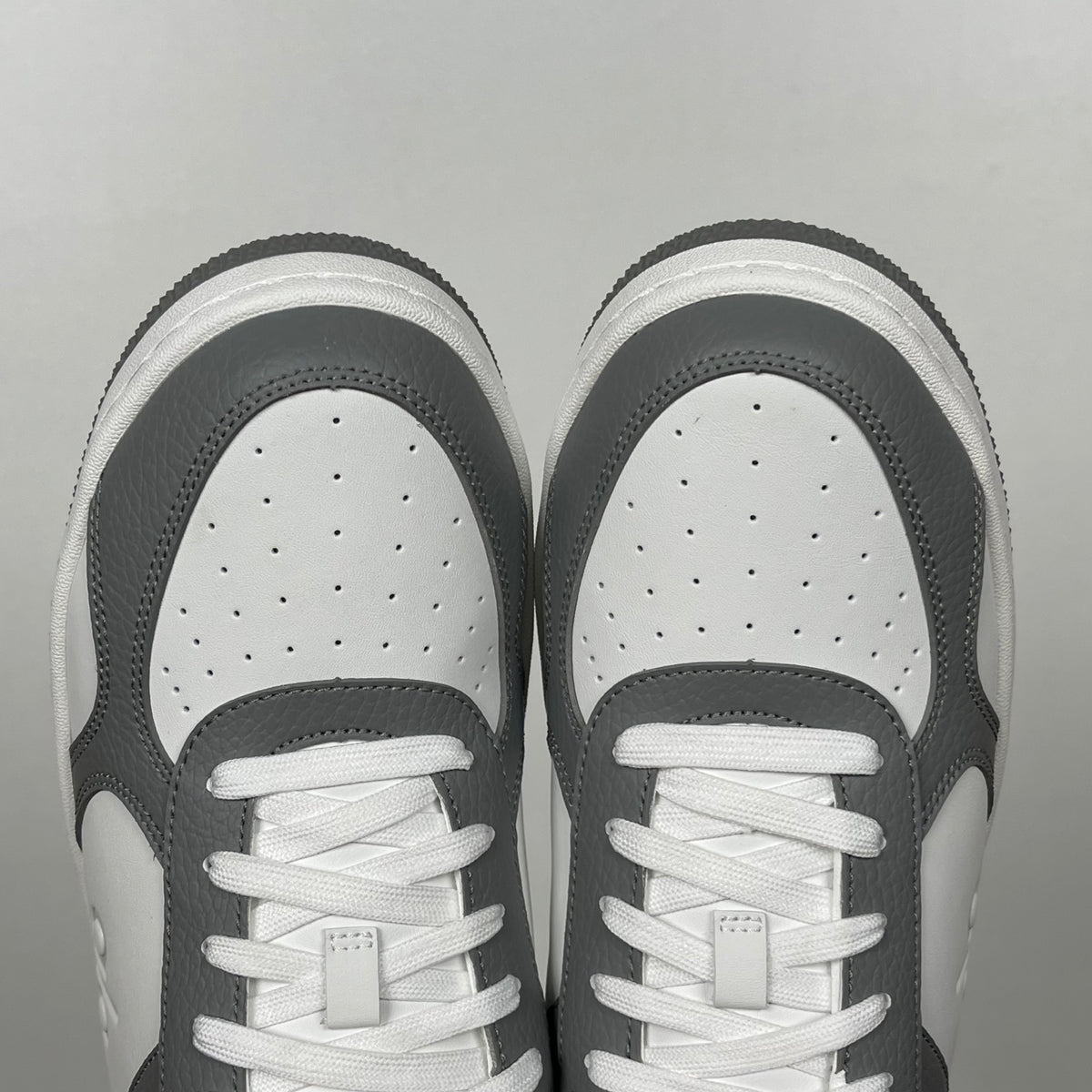 Sapatilhas Alo Grey