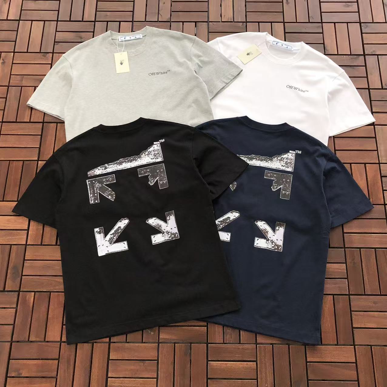T-shirt Off