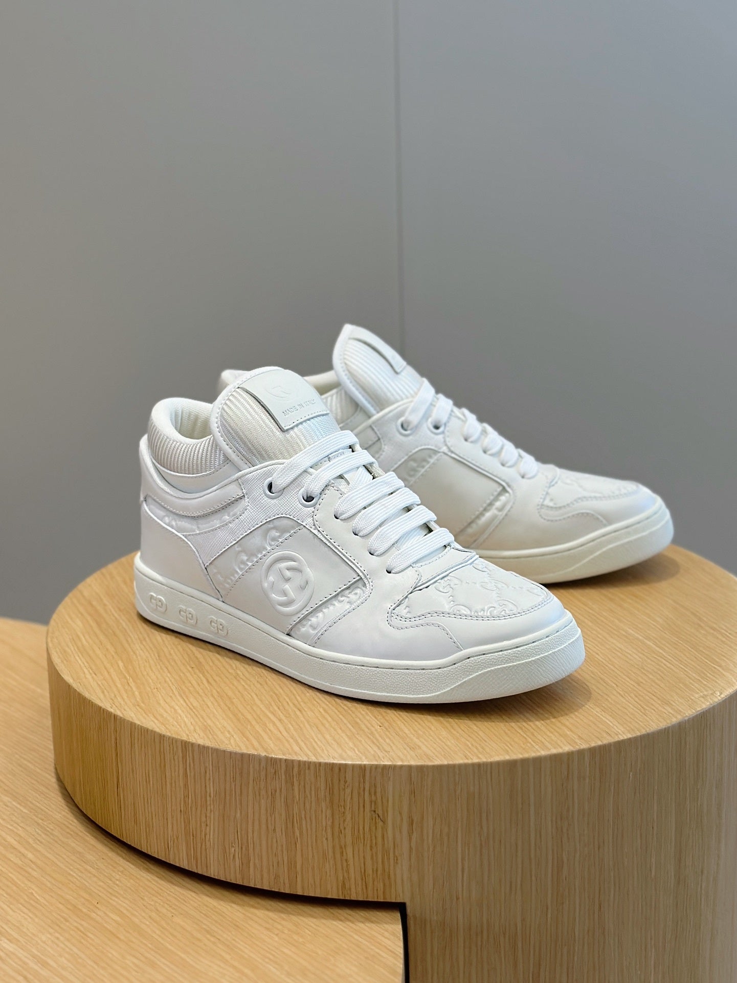 Gu Shoes