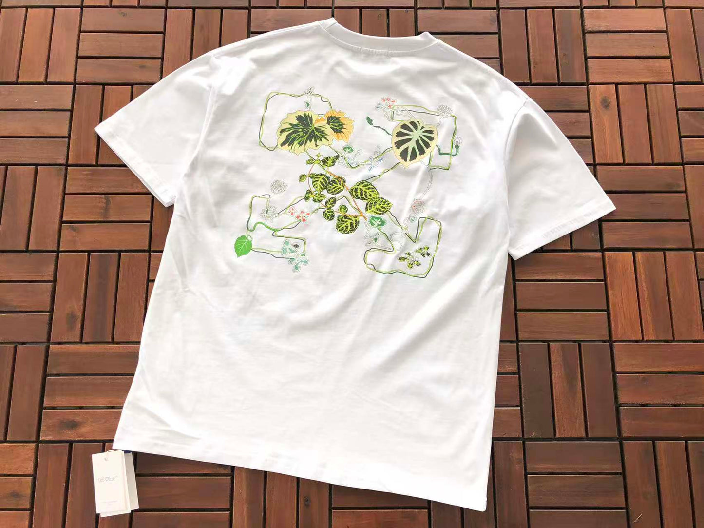 T-shirt Off