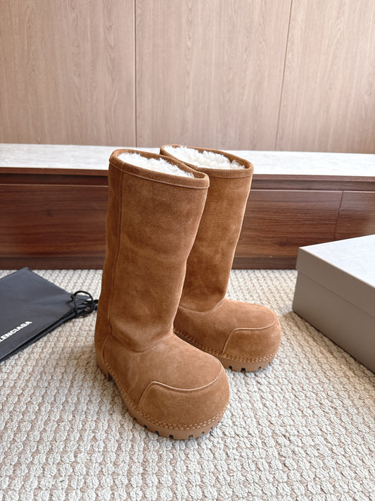 BLG Alaska Faux Shearling-Lined Suede Boots
