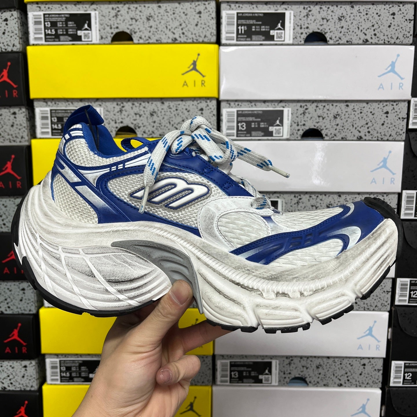 BLG 10XL White/Blue