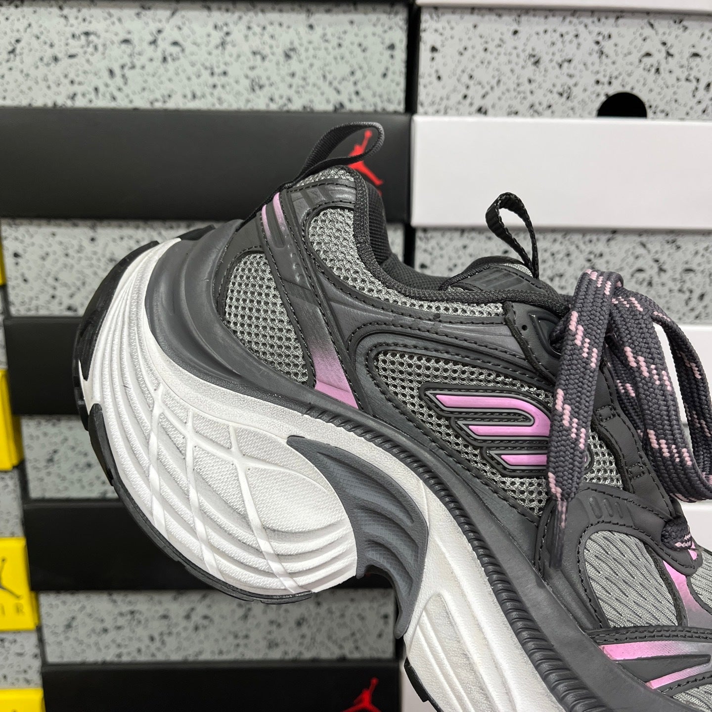 BLG 6XL Grey/Pink/White/Black