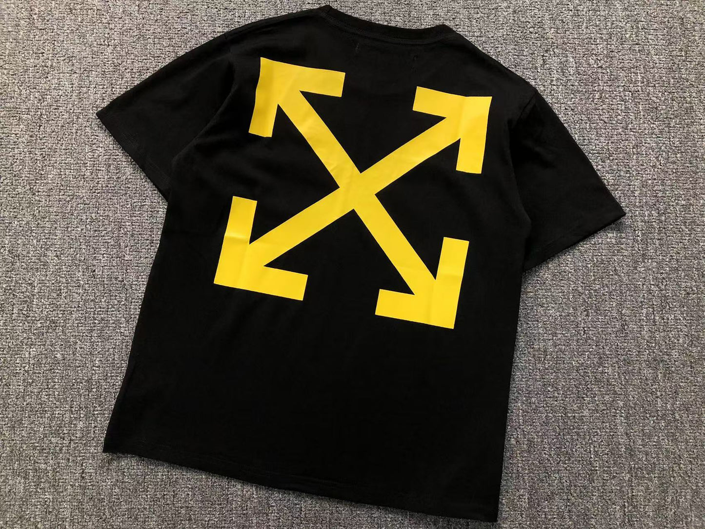 T-shirt Off