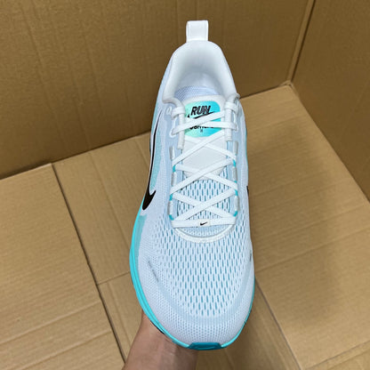 Vomero 18 White/Blue