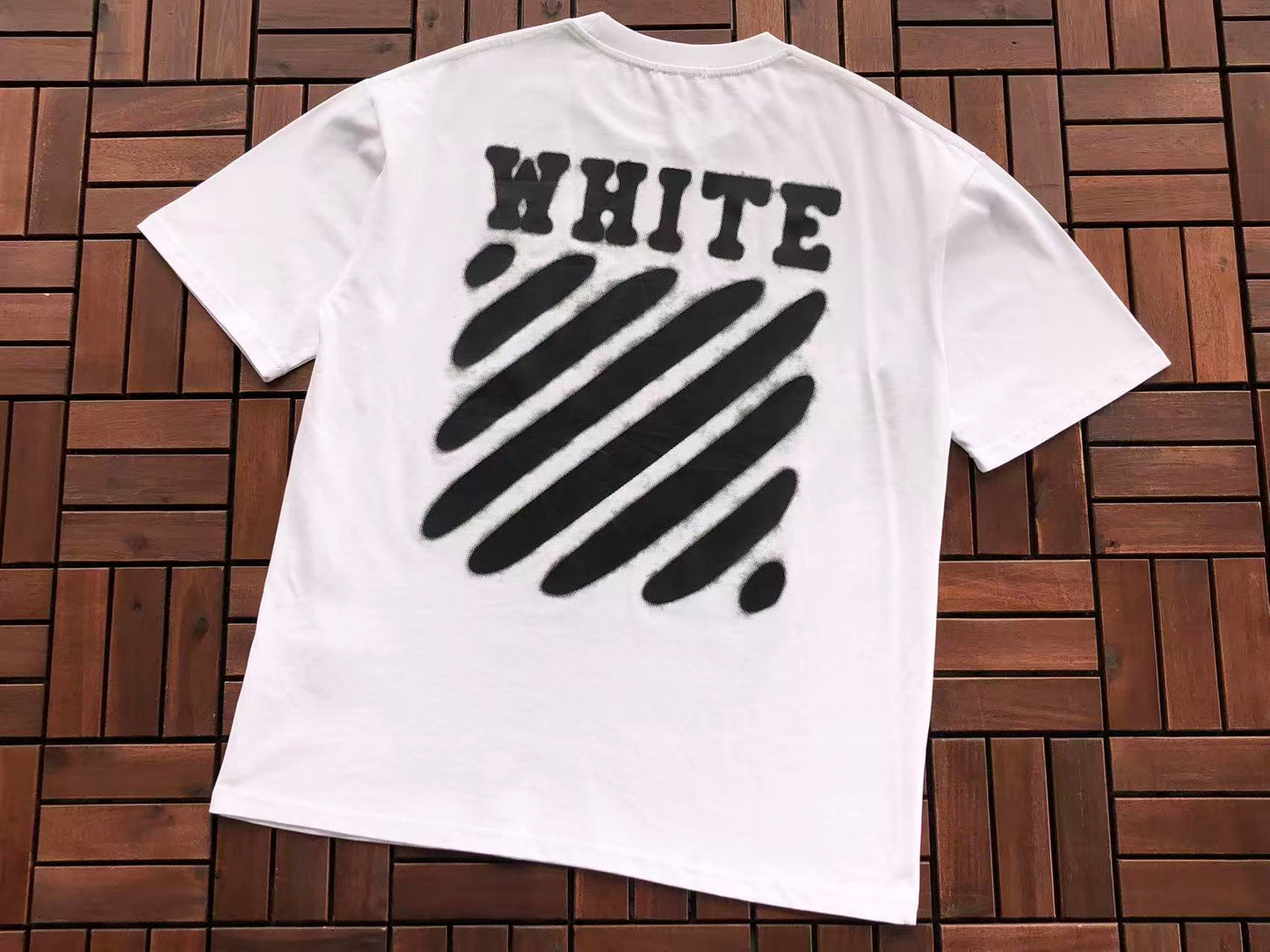 T-shirt Off