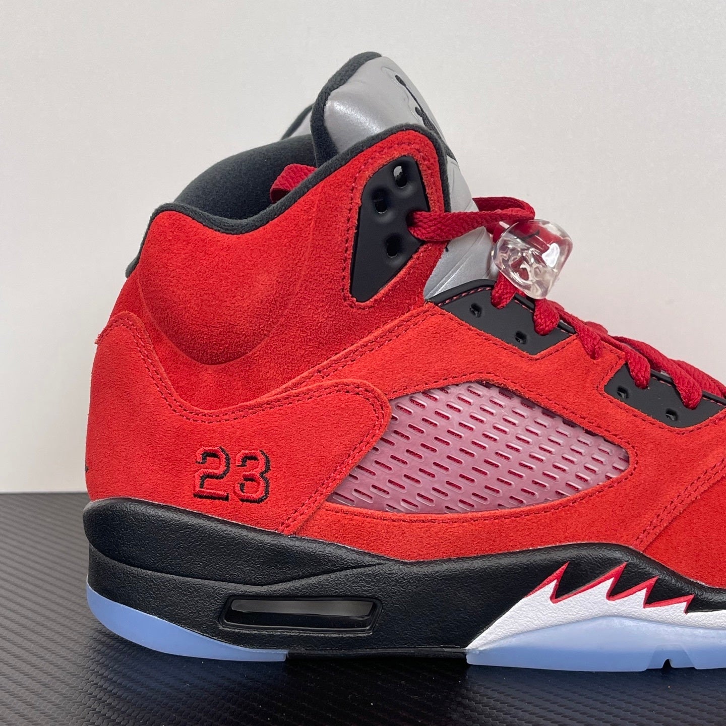 AJ 5 Raging Bull
