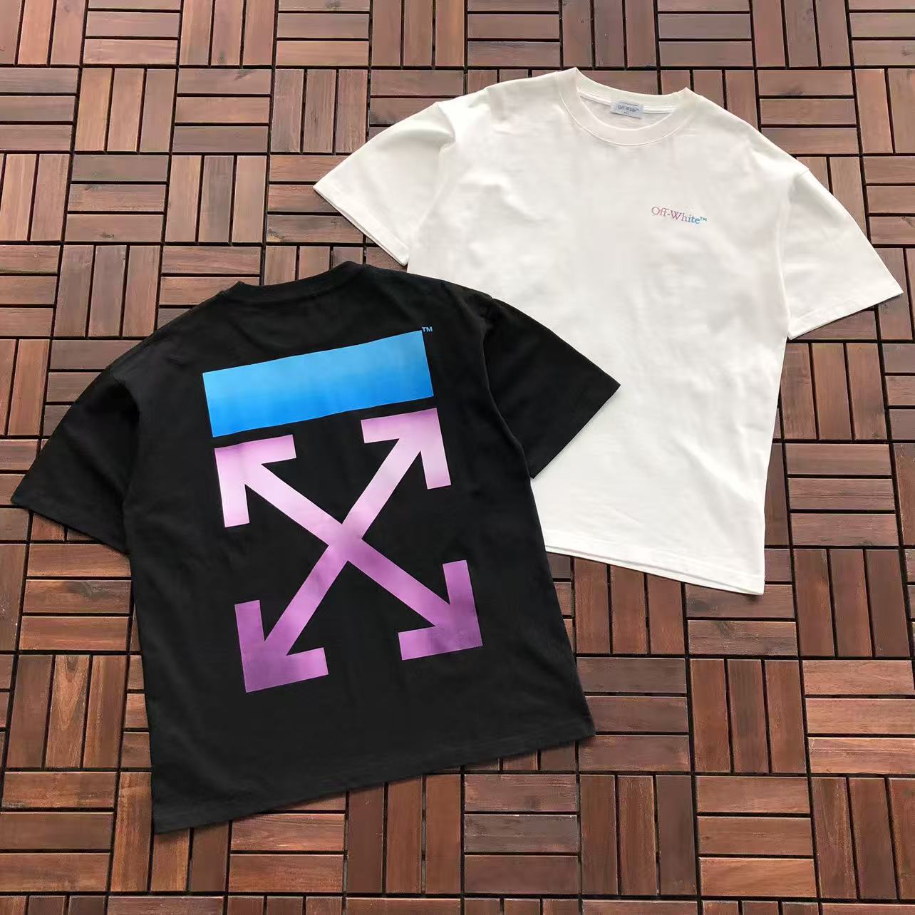 T-shirt Off