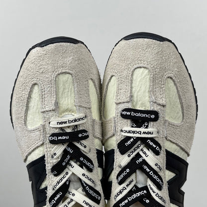 471 Cream Grey Black
