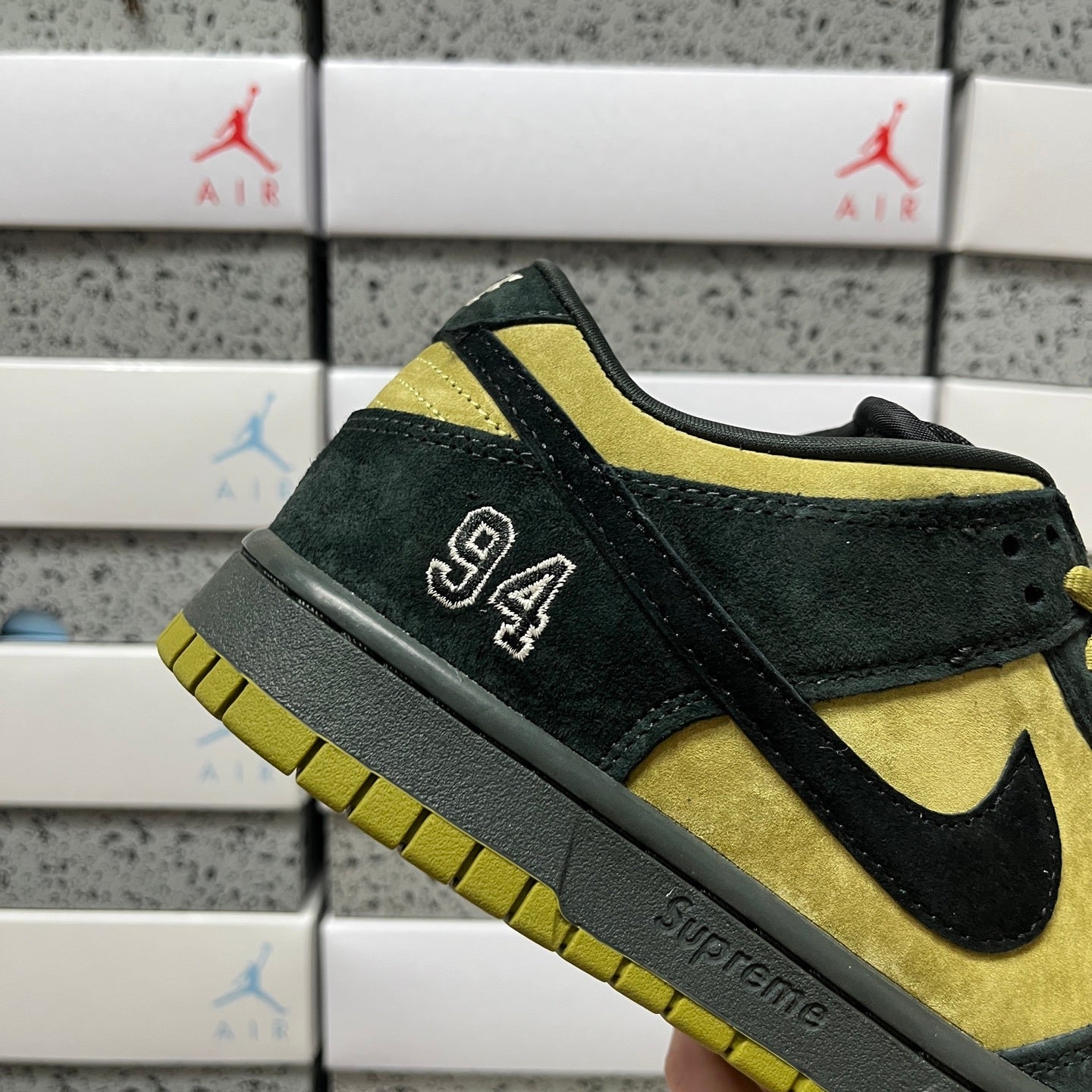 Dunk SB Supreme 94 Camper Green
