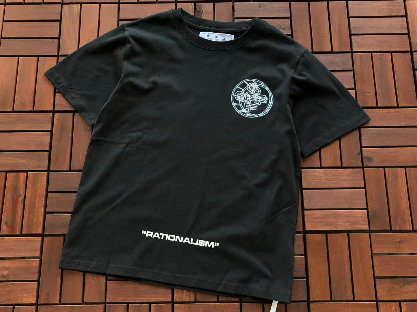 T-shirt Off