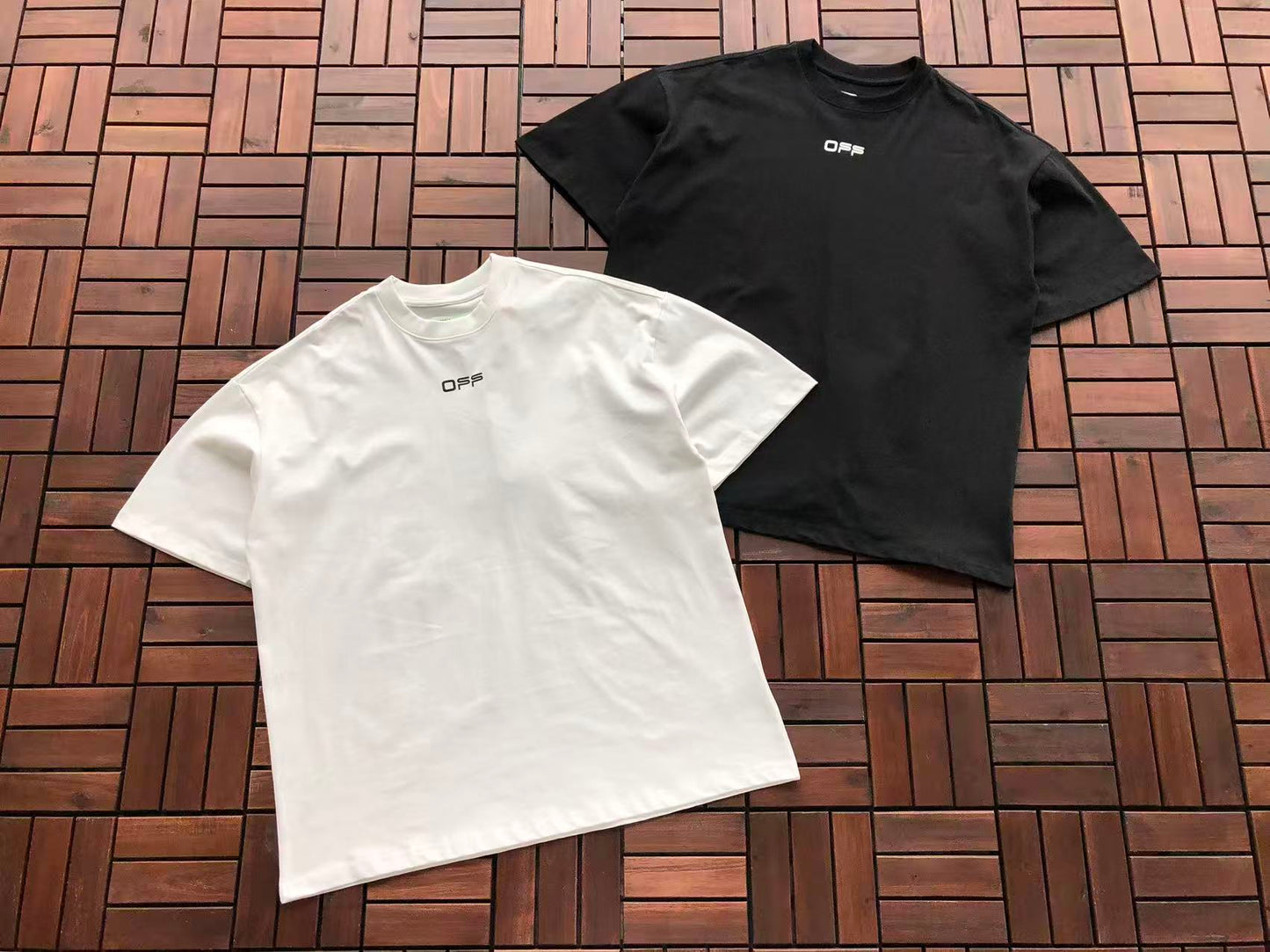 T-shirt Off