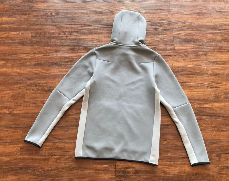 Conjunto Tech Fleece Cinza e Branco