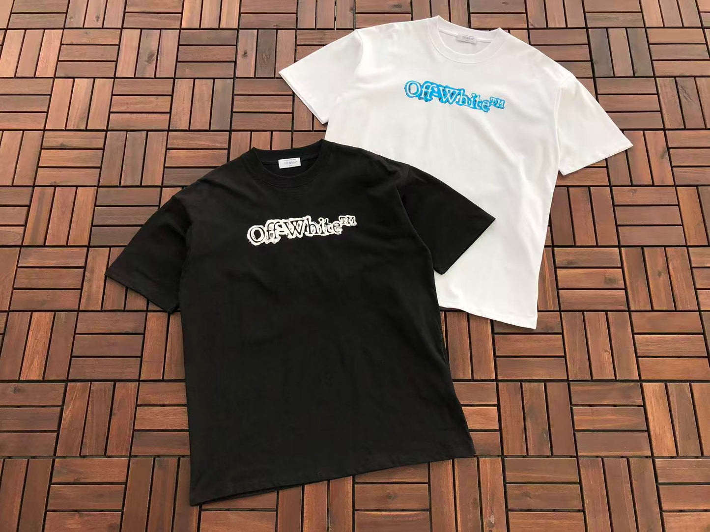 T-shirt Off
