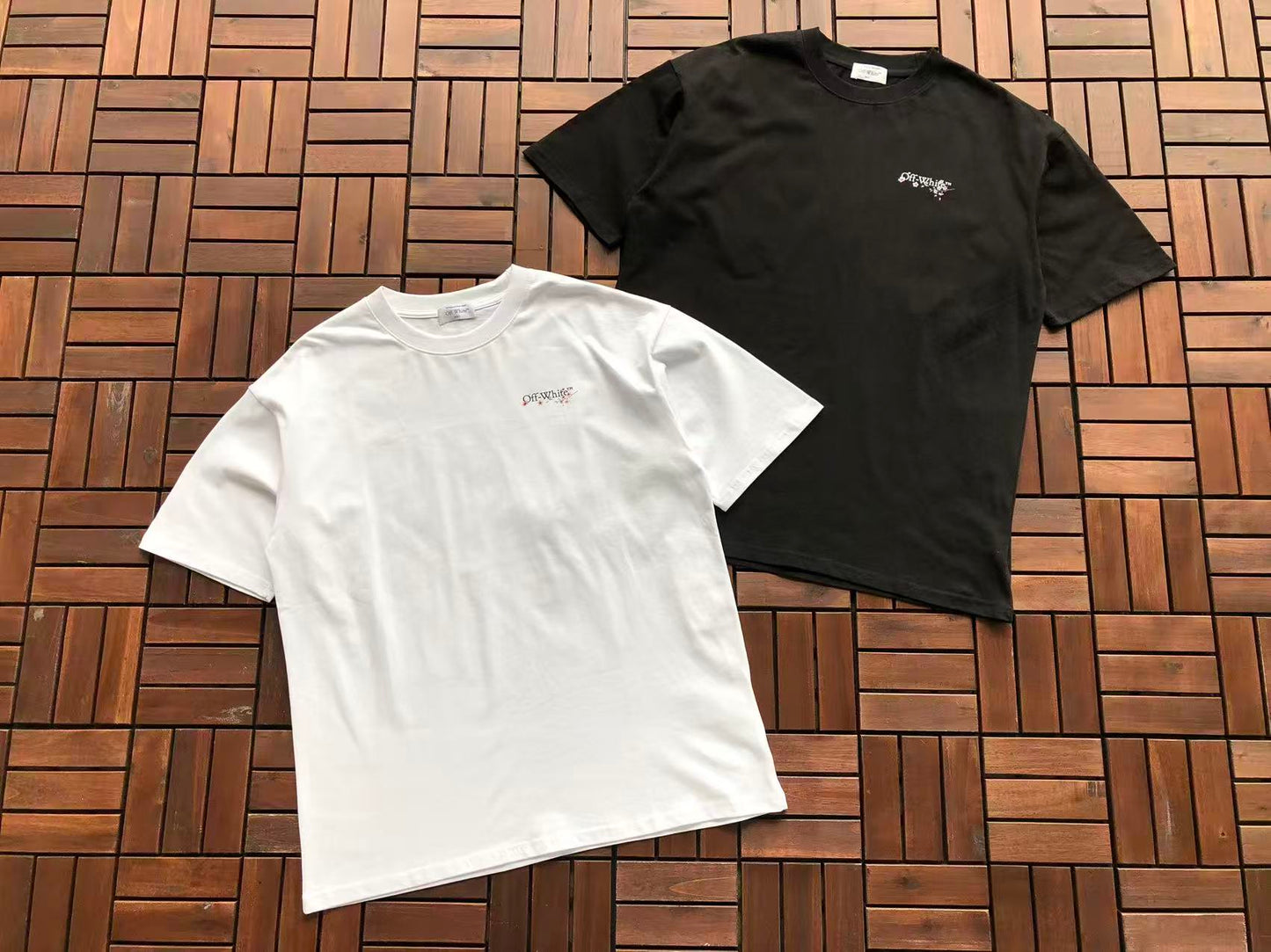 T-shirt Off
