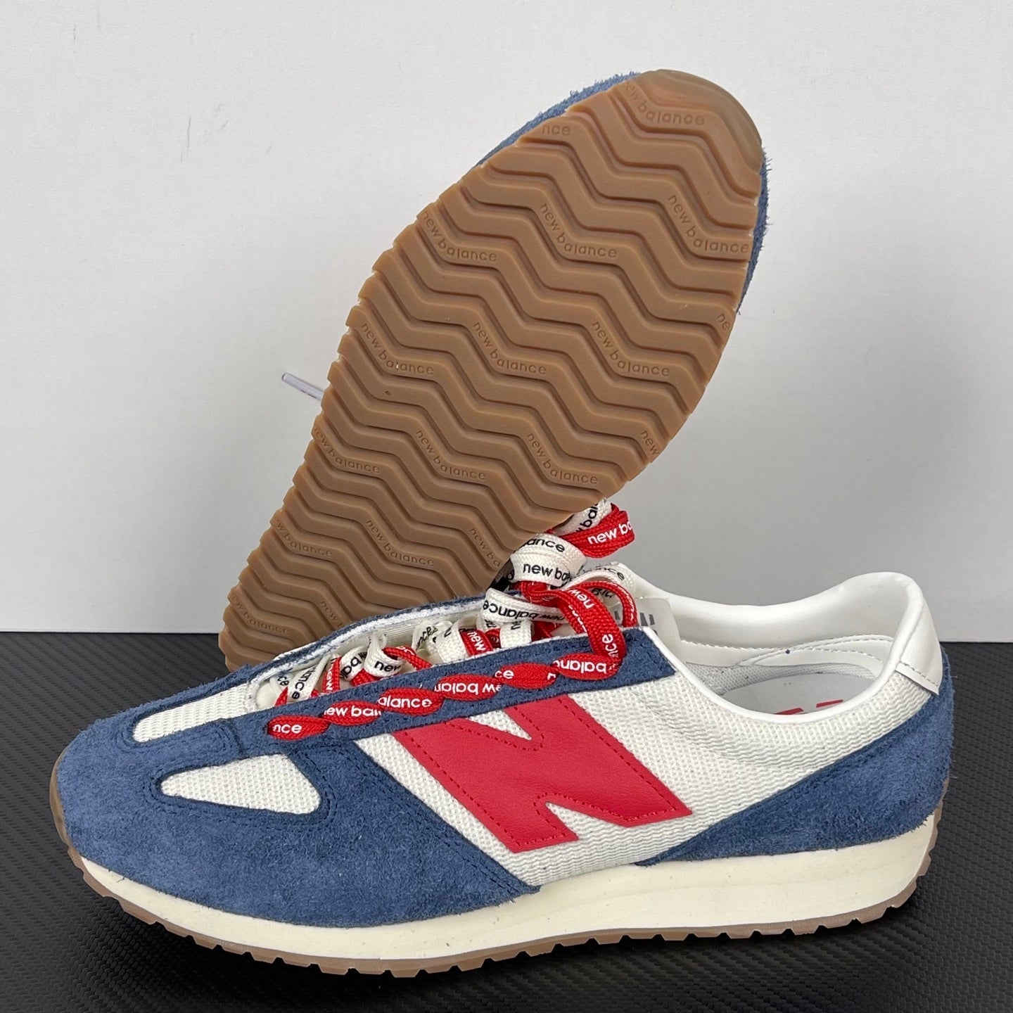 471 Blue and Red