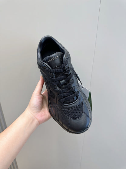 Gu Shoes