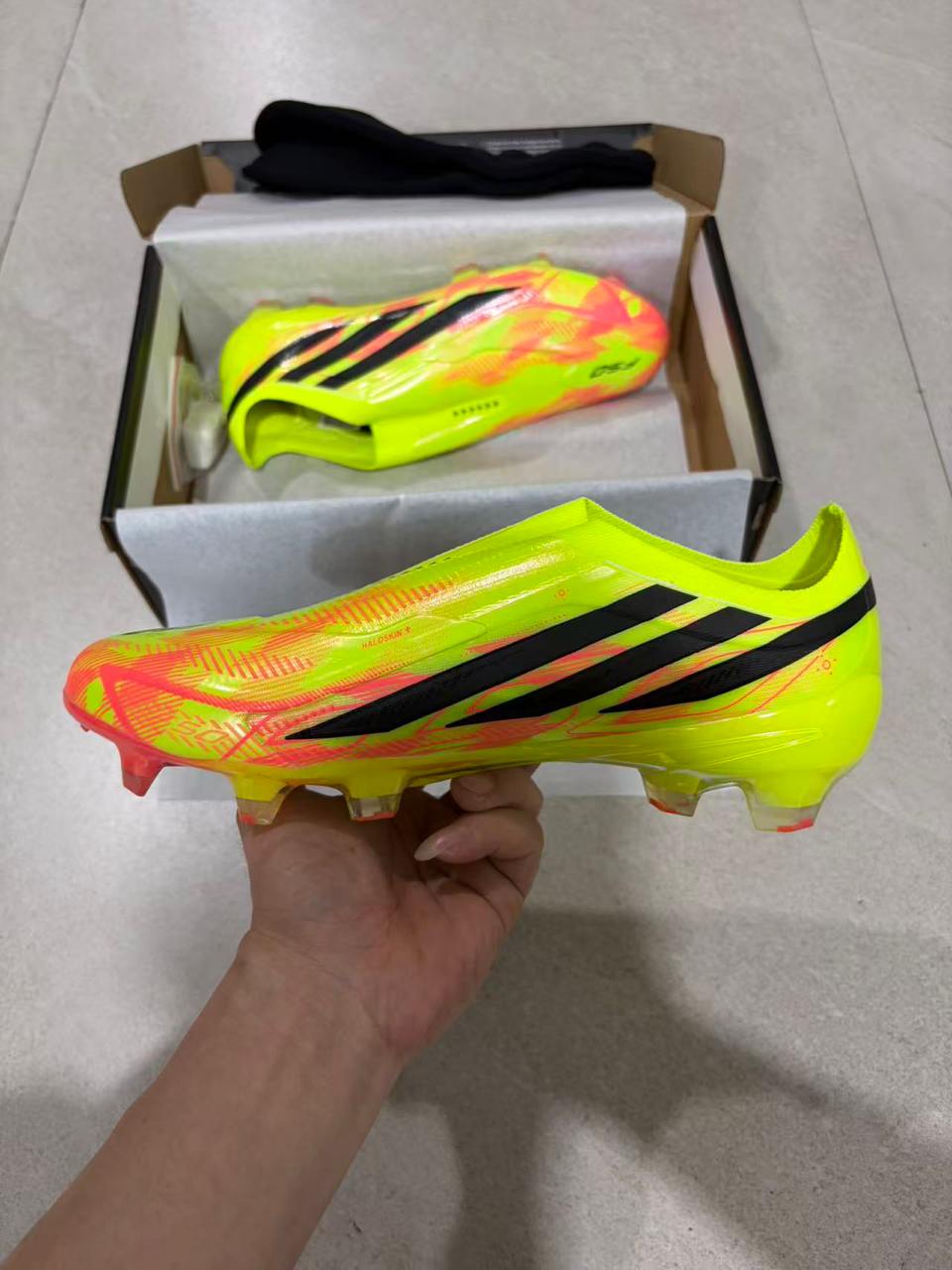 F50 Hyperfast Elite Laceless Solar Yellow
