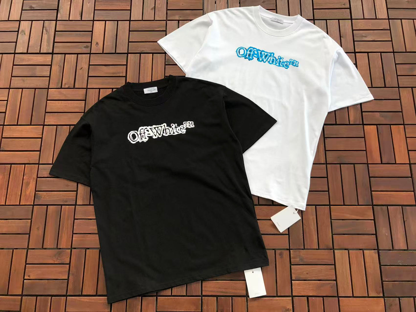 T-shirt Off