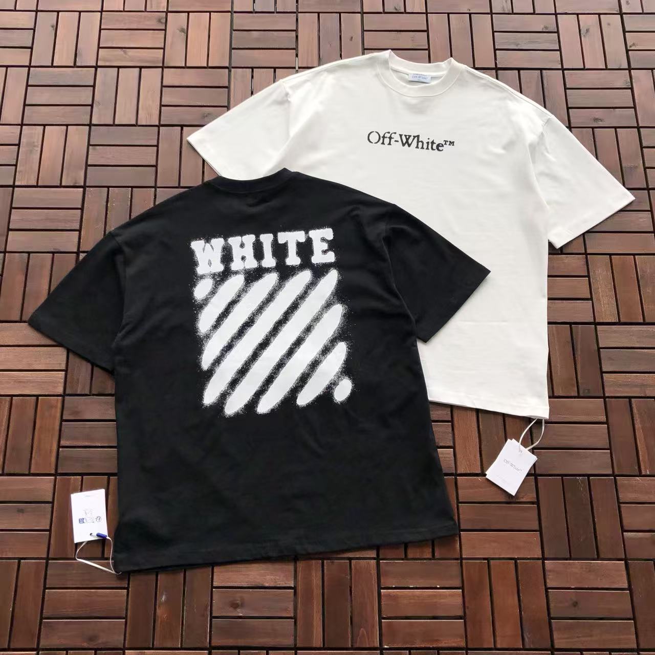 T-shirt Off