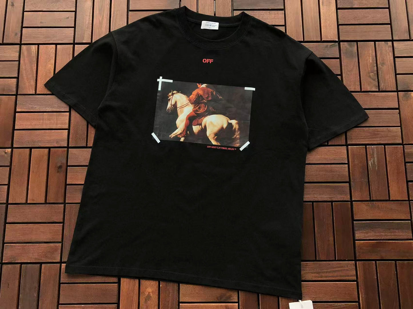 T-shirt Off