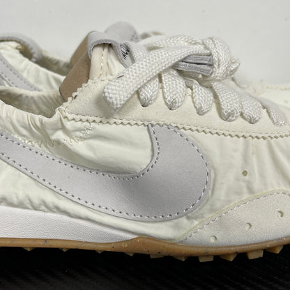 Jacquemus x Wmns Moon White