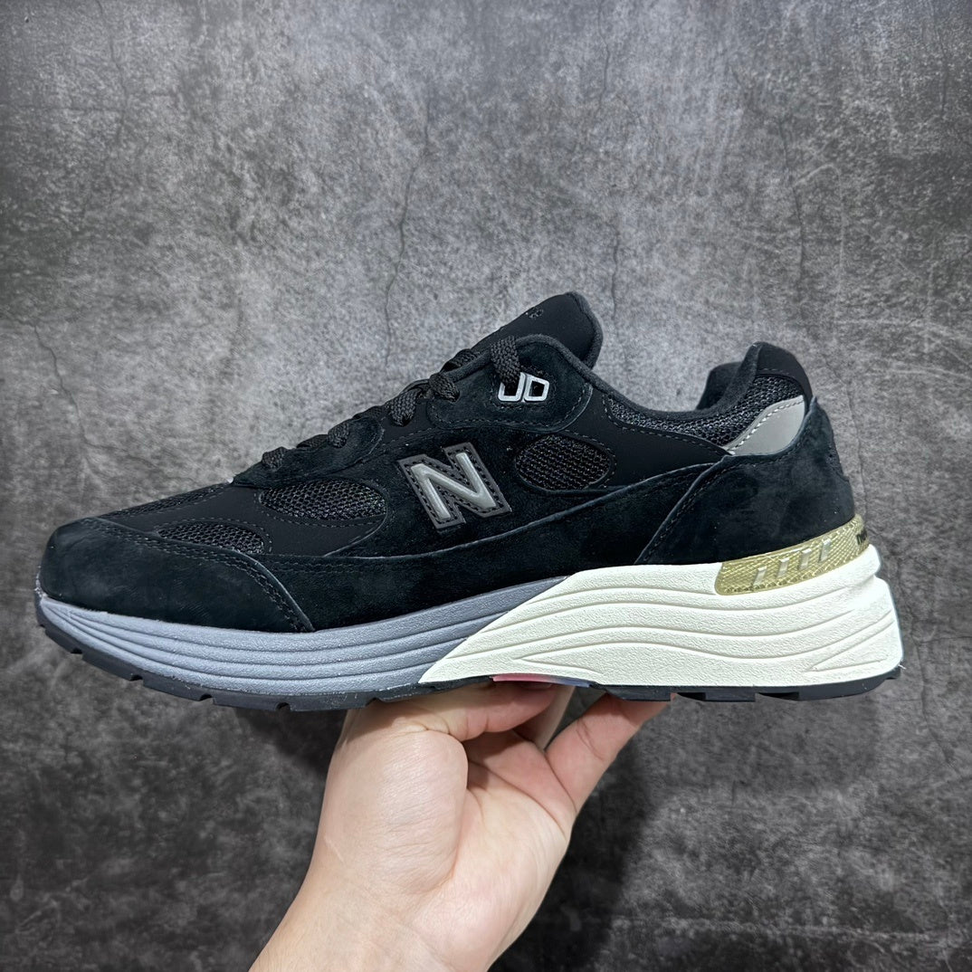 992 Black Grey