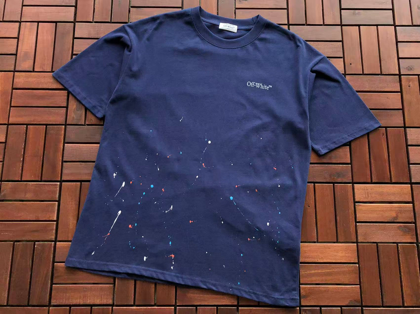 T-shirt Off