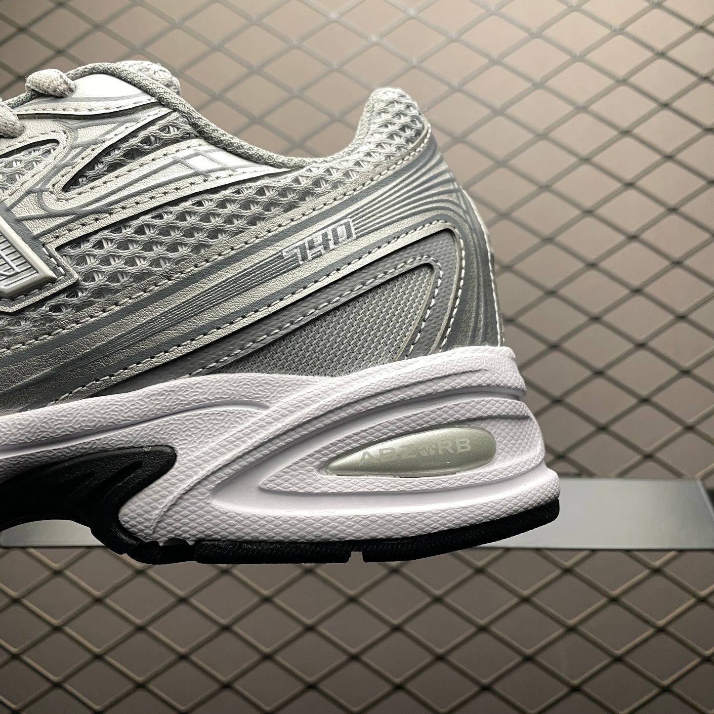 740 Silver / White / Black