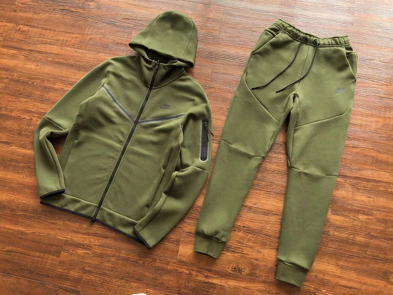 Conjunto Tech Fleece Verde