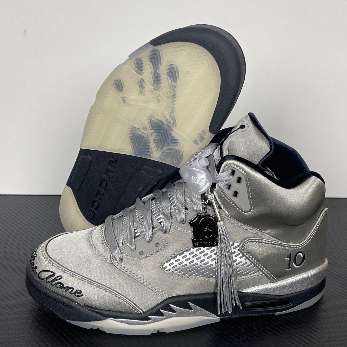 AJ 5 Wings