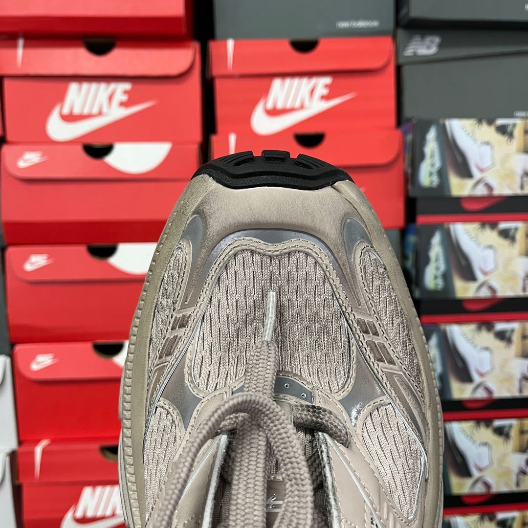 BLG 6XL Beige/Black