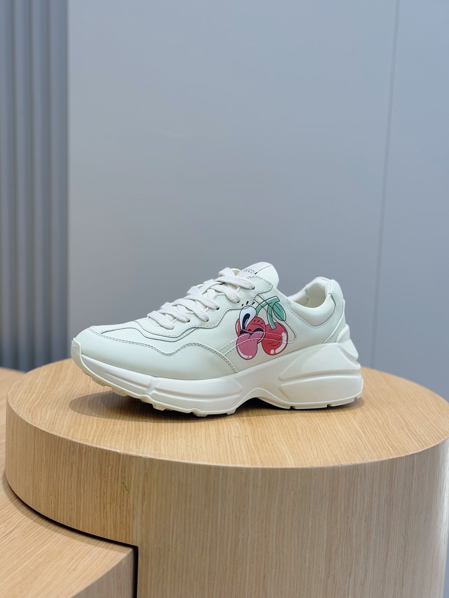 Gu Shoes