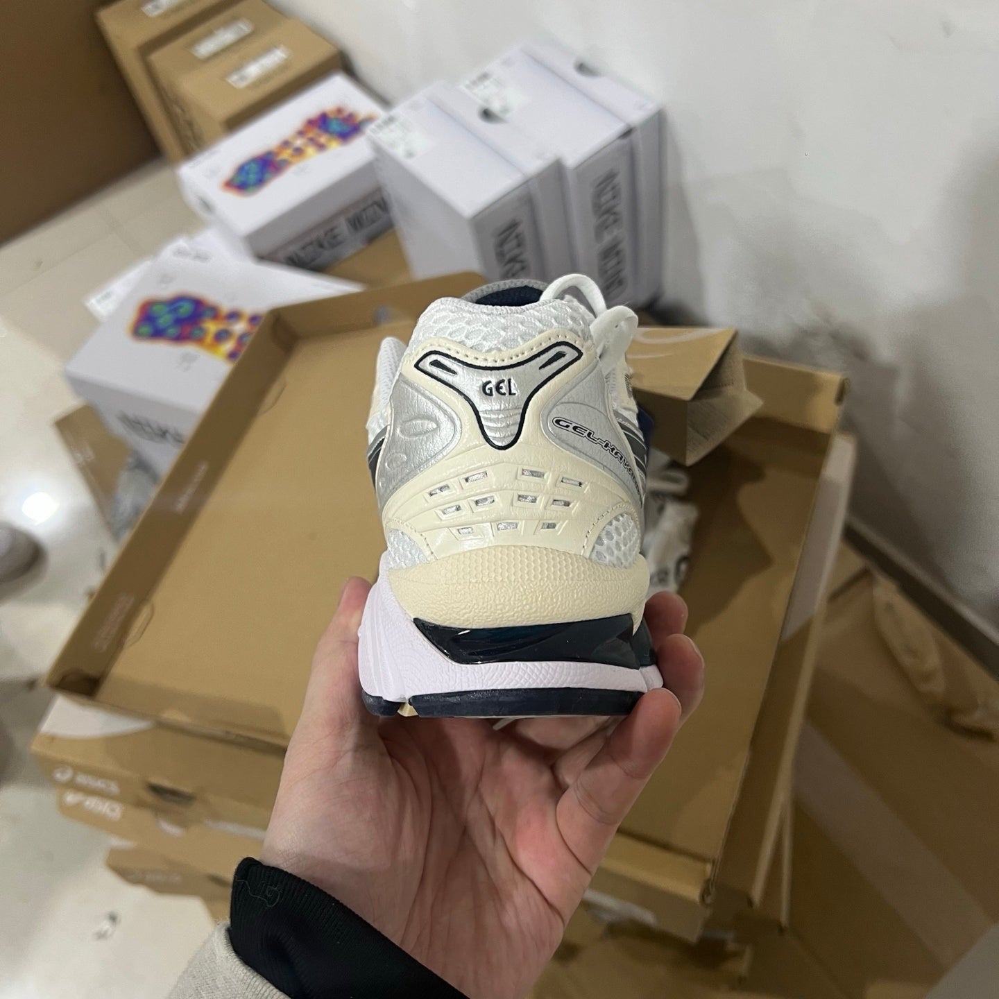 Kayano 14 Bege White Black