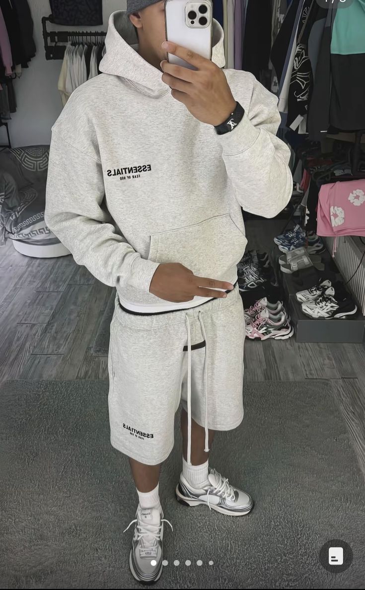 Runner + Essentials