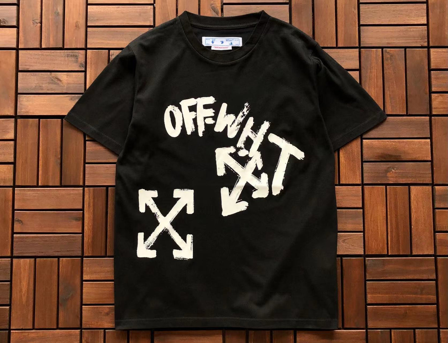T-shirt Off